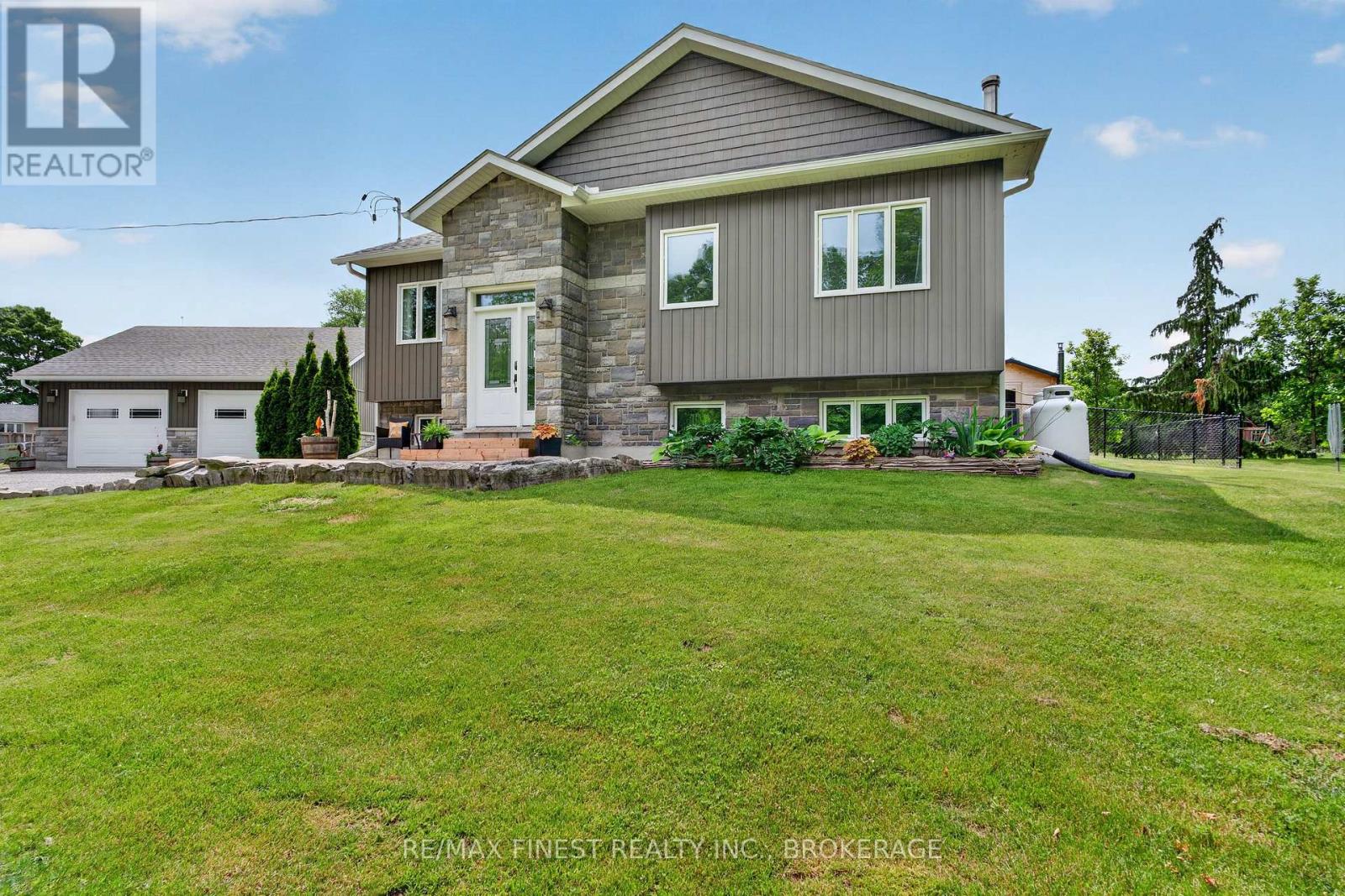 1415 RICKARDS ROAD, Frontenac (Frontenac South)