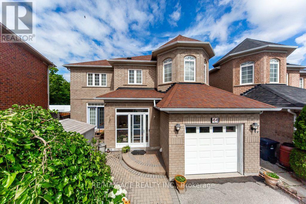 44 MOURNING DOVE CRESCENT, Toronto (Malvern)