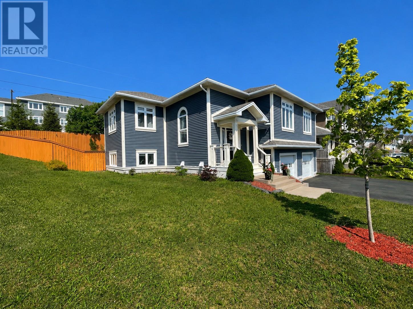 54 Blade Crescent, Mount Pearl