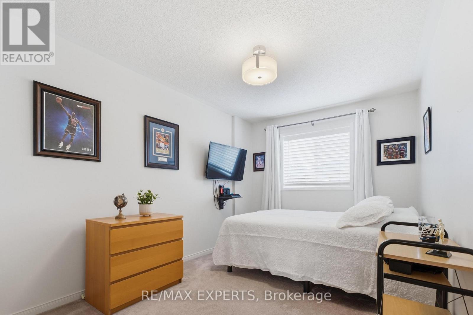 16 Piazza Crescent, Vaughan, Ontario  L4H 2C8 - Photo 19 - N13561854