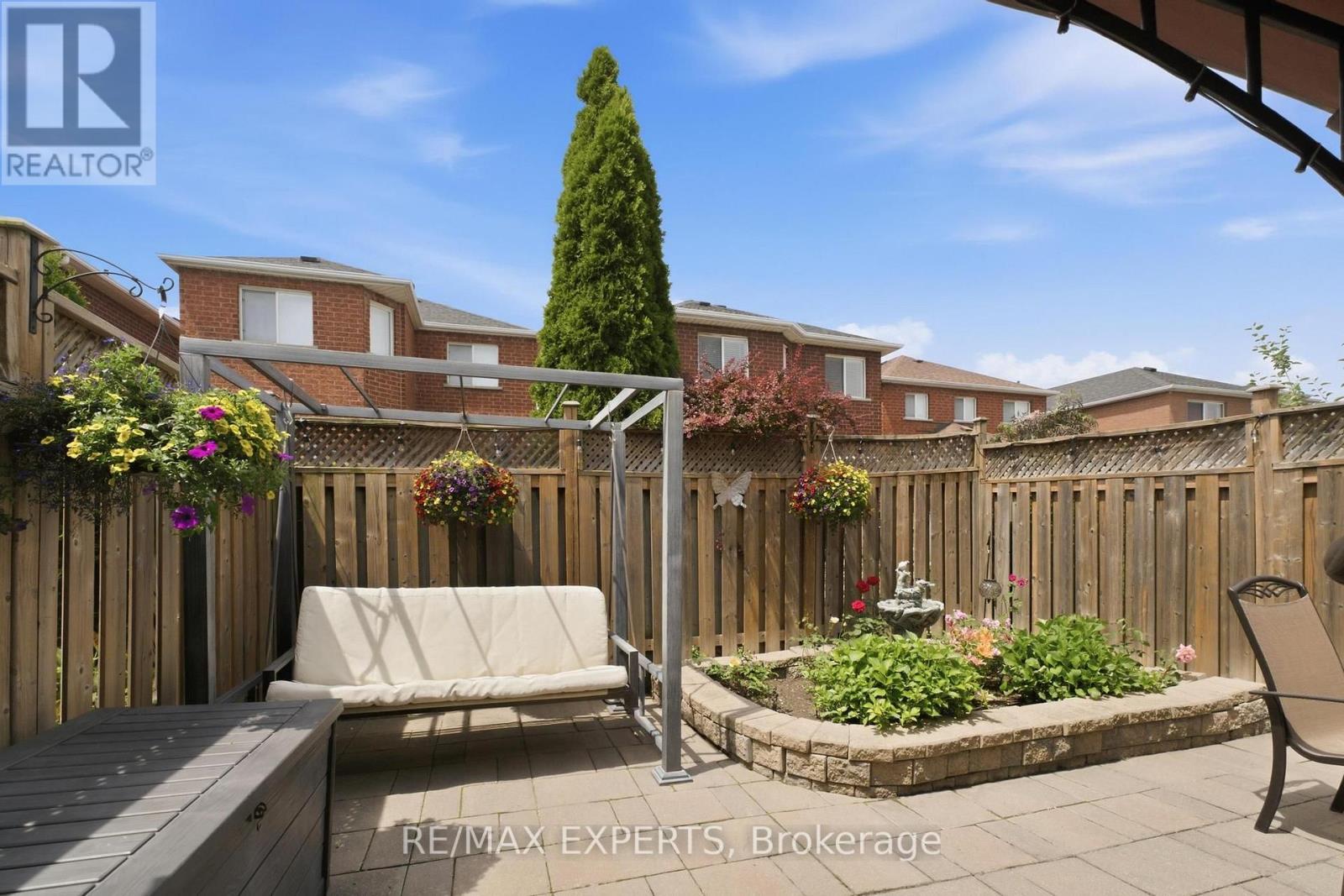 16 Piazza Crescent, Vaughan, Ontario  L4H 2C8 - Photo 38 - N13561854