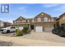 16 PIAZZA CRESCENT, Vaughan, Ontario