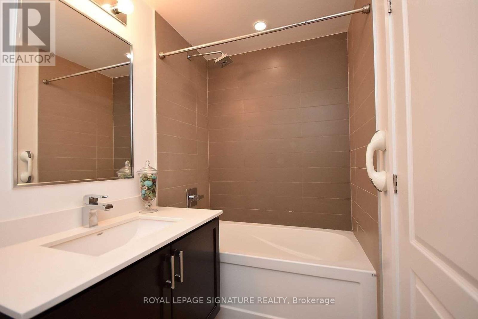 532 - 2480 Prince Michael Drive, Oakville, Ontario  L6H 0H1 - Photo 10 - W13561792