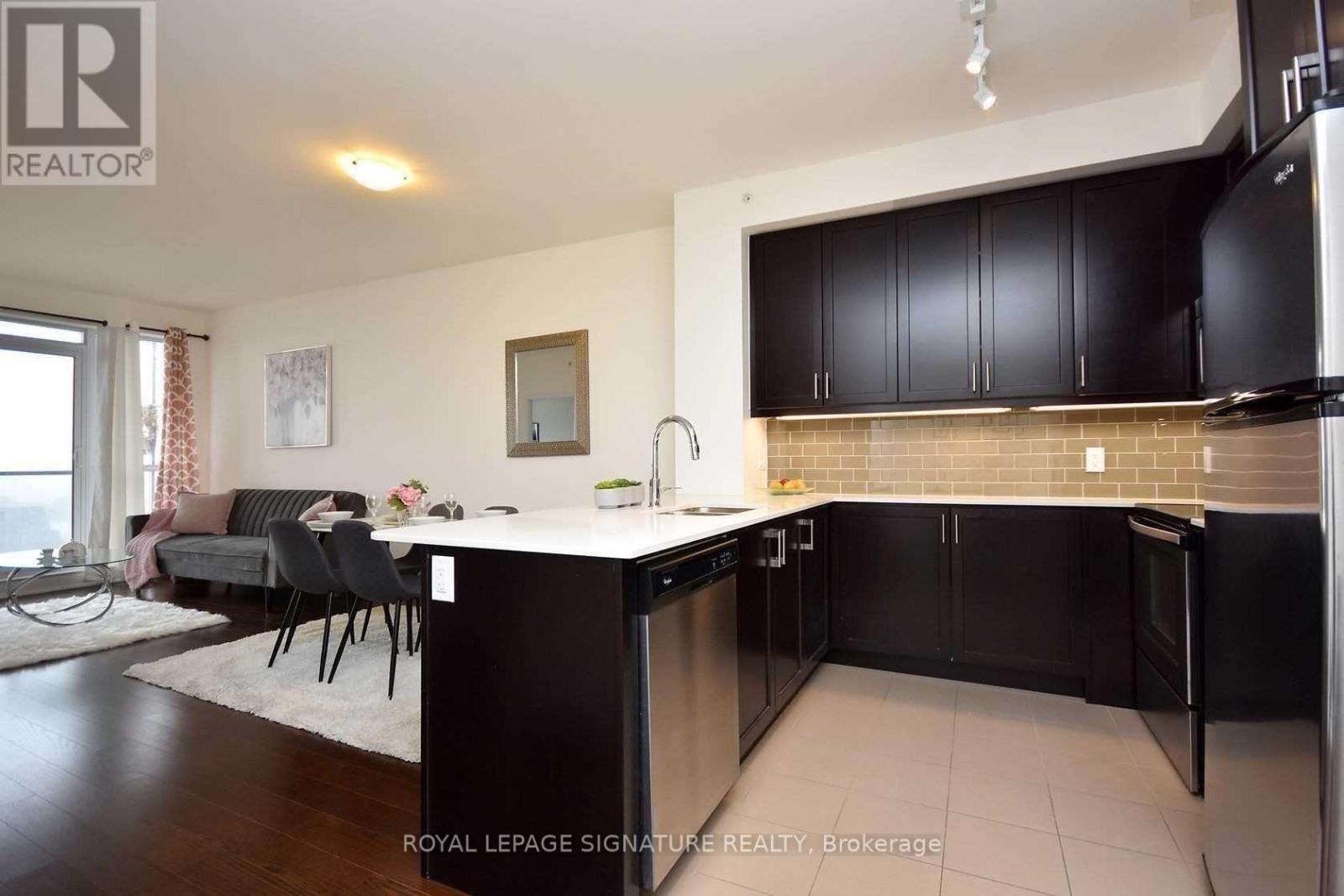532 - 2480 Prince Michael Drive, Oakville, Ontario  L6H 0H1 - Photo 6 - W13561792