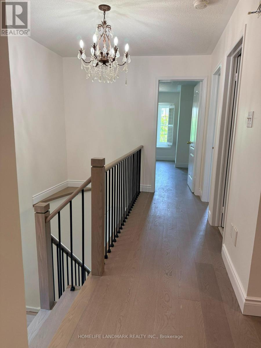 40 - 770 Othello Court, Mississauga, Ontario  L5W 1Y2 - Photo 4 - W13561920