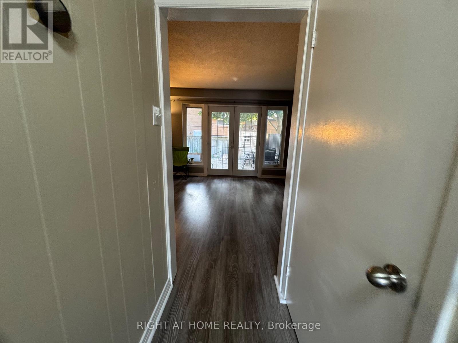 1358 Tremblay Street, Oshawa, Ontario  L1J 3X5 - Photo 9 - E13558162