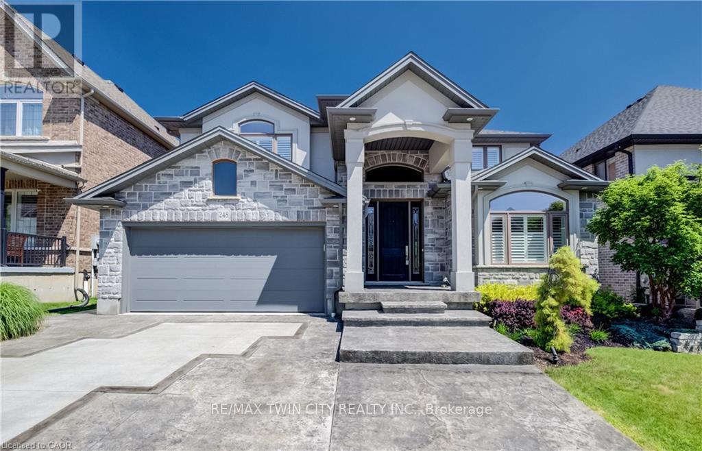 248 Evens Pond Crescent, Kitchener, Ontario  N2R 0B7 - Photo 2 - X13561790