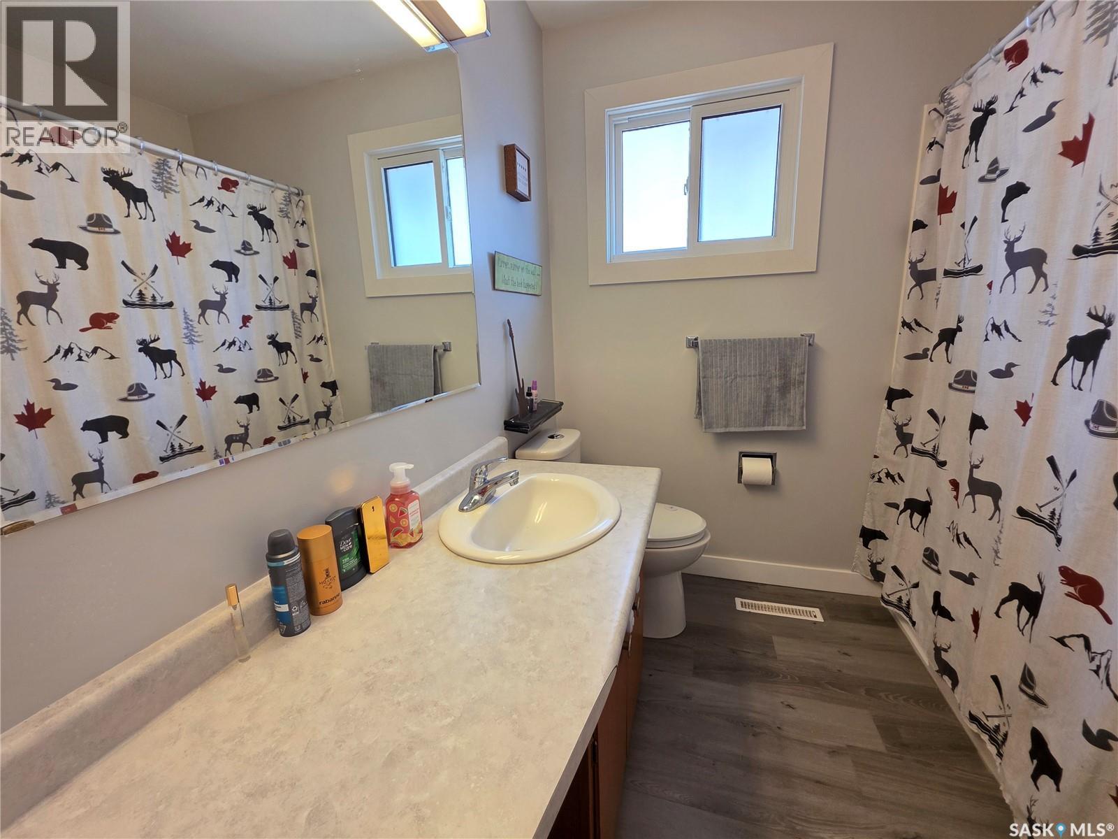 303 13th Avenue Ne, Swift Current, Saskatchewan  S9H 2V9 - Photo 10 - SK042486