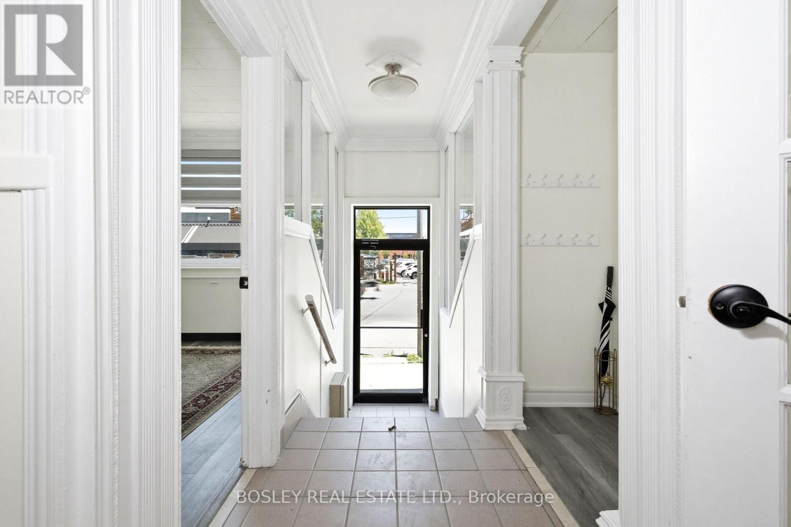88 Laird Drive, Toronto, Ontario  M4G 3V1 - Photo 3 - C13560098
