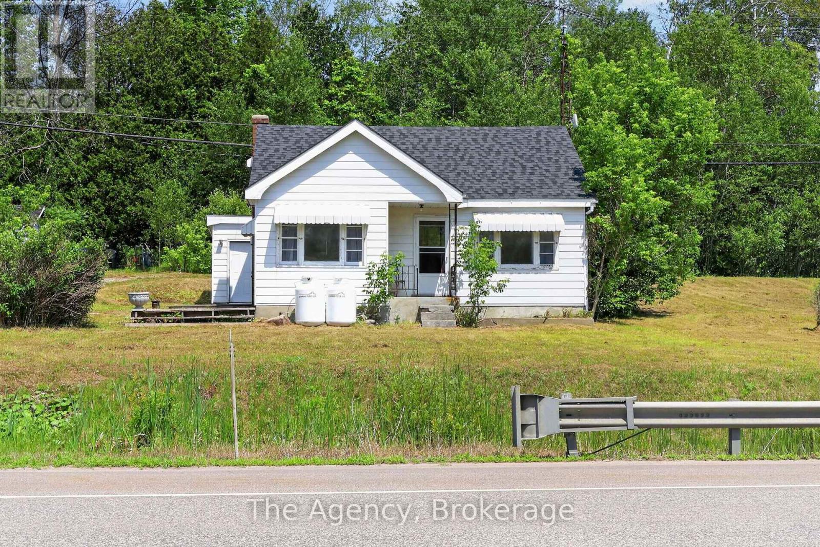11401 Highway 12, Severn, Ontario  L0K 1E0 - Photo 2 - S13562012