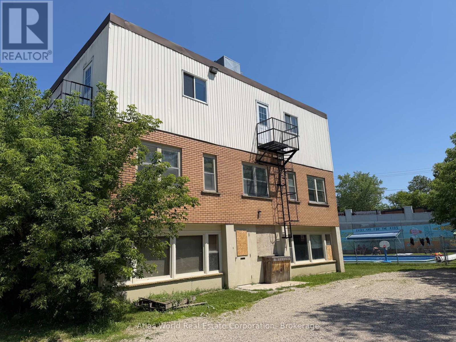 137 George Street W, West Grey, Ontario  N0G 1R0 - Photo 4 - X13562190