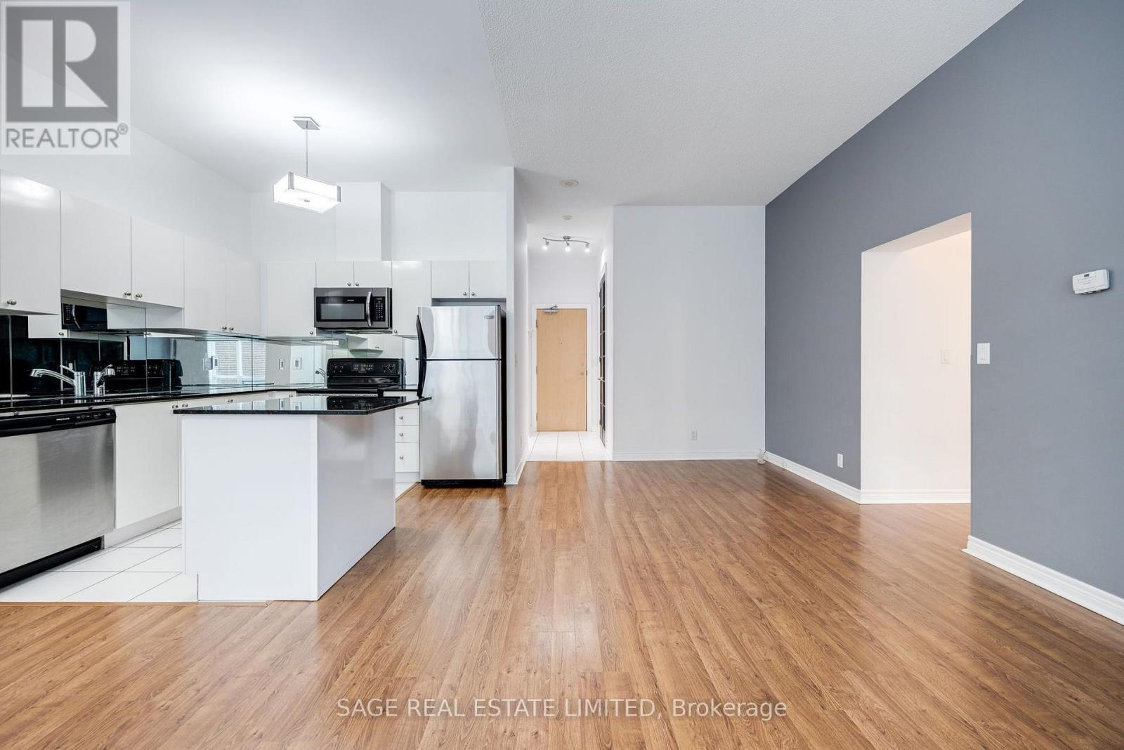 205 - 212 Eglinton Avenue E, Toronto, Ontario  M4P 0A3 - Photo 9 - C13562078