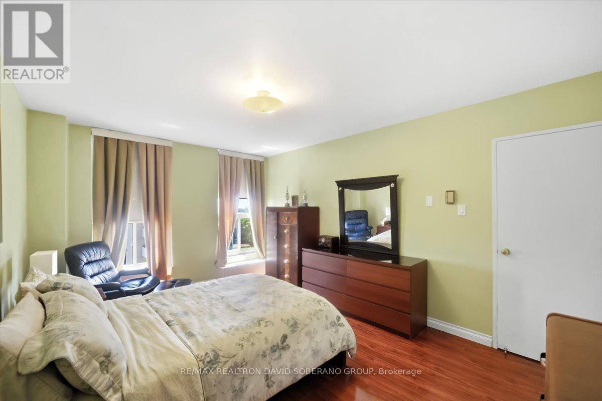 601 - 130 Neptune Drive, Toronto, Ontario  M6A 1X5 - Photo 19 - C13562146