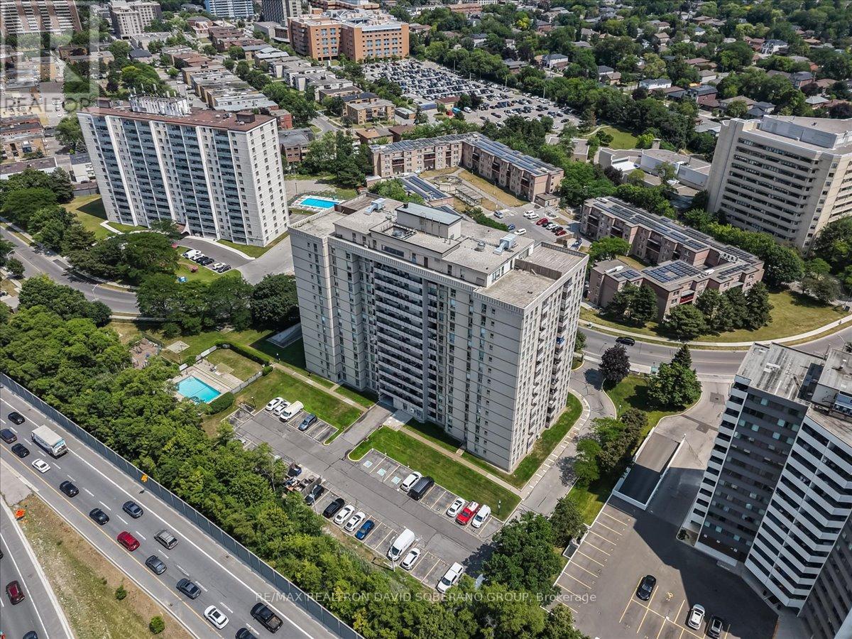 601 - 130 Neptune Drive, Toronto, Ontario  M6A 1X5 - Photo 2 - C13562146