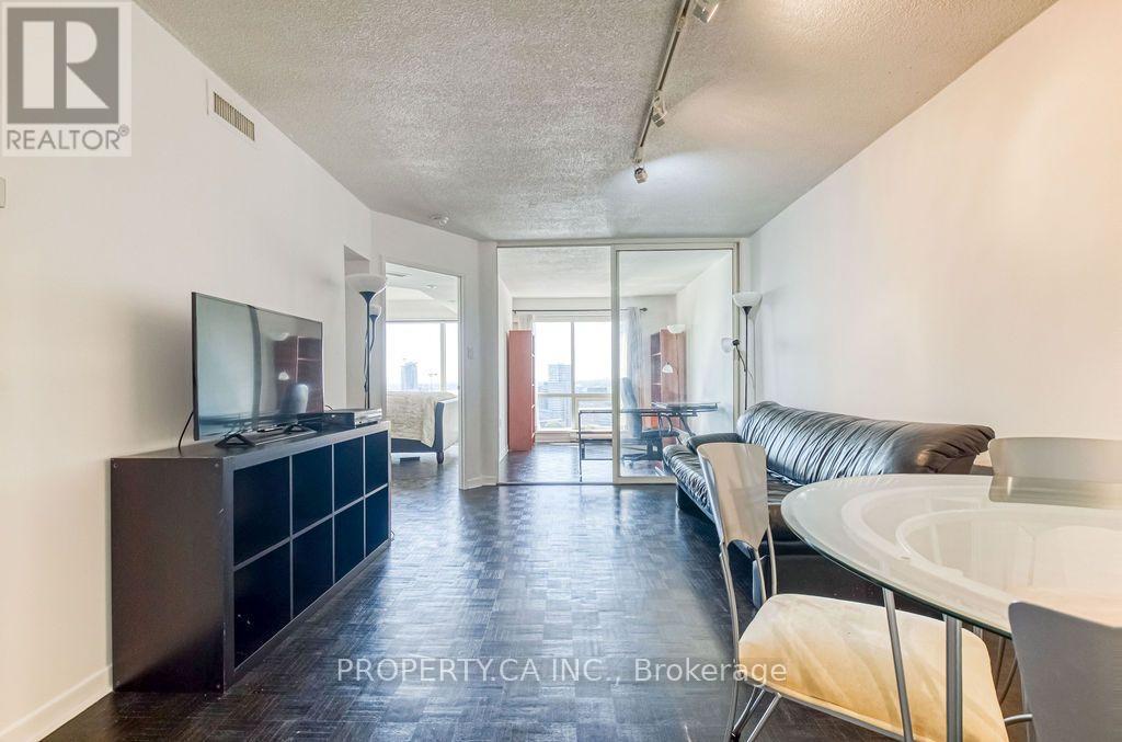 2902 - 1001 Bay Street, Toronto, Ontario  M5S 3A6 - Photo 12 - C13562198