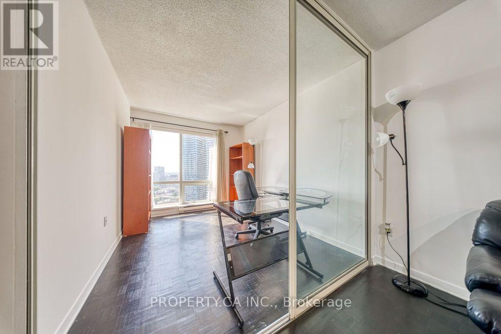 2902 - 1001 Bay Street, Toronto, Ontario  M5S 3A6 - Photo 18 - C13562198