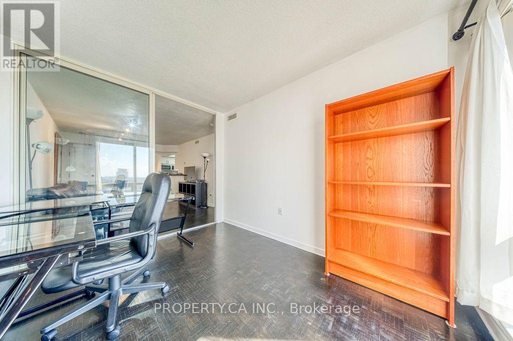 2902 - 1001 Bay Street, Toronto, Ontario  M5S 3A6 - Photo 20 - C13562198