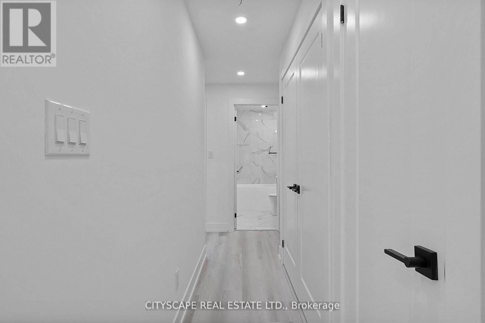Bsmt - 591 Oakwood Avenue, Toronto, Ontario  M6E 2X8 - Photo 10 - C13562204
