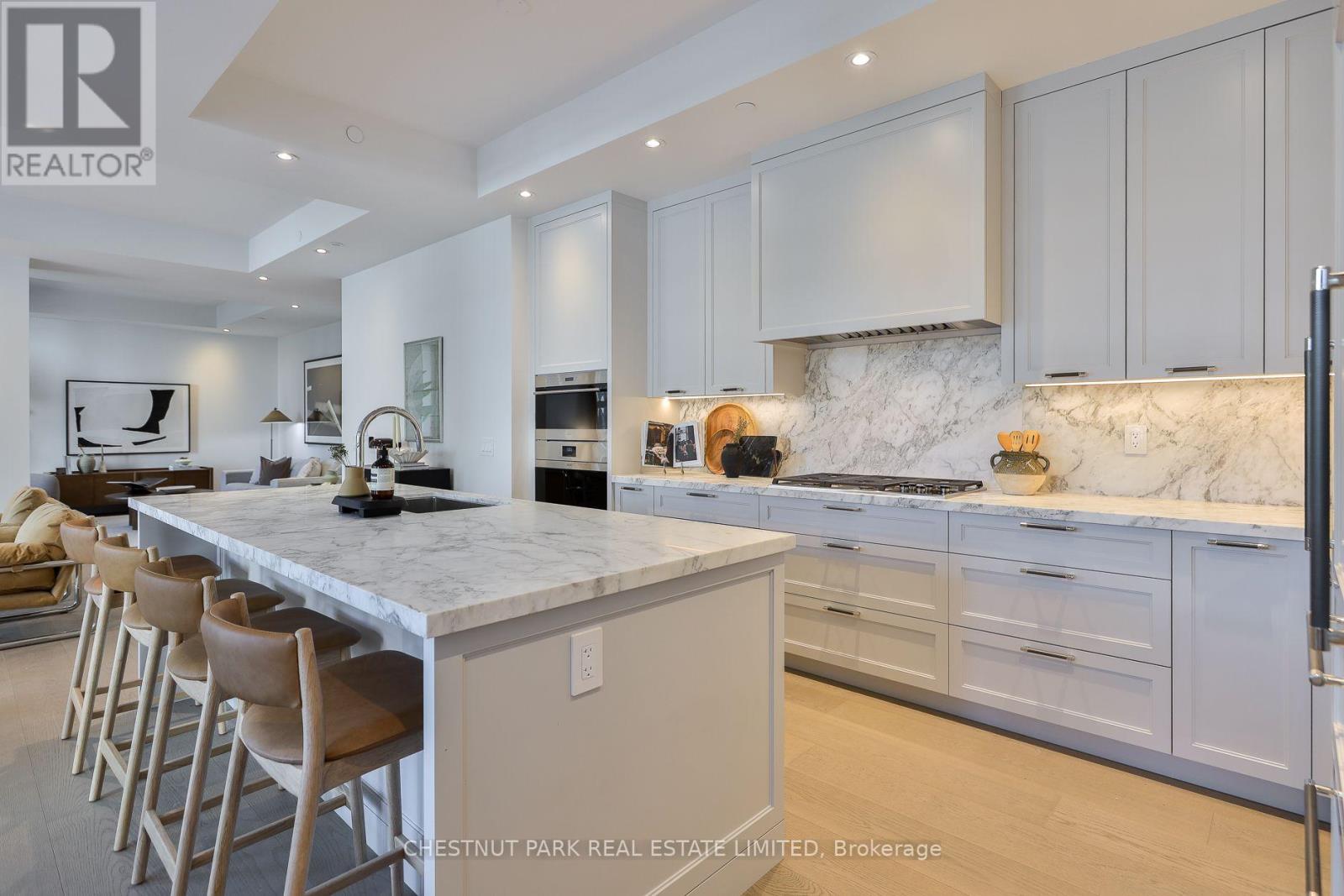 404 - 10 Prince Arthur Avenue, Toronto, Ontario  M5R 1A9 - Photo 15 - C13562214