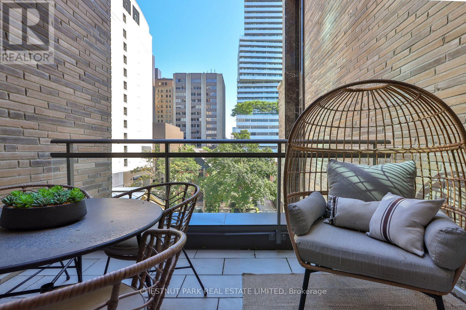 404 - 10 Prince Arthur Avenue, Toronto, Ontario  M5R 1A9 - Photo 20 - C13562214