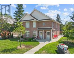 53 HELEN STREET, Kawartha Lakes, Ontario