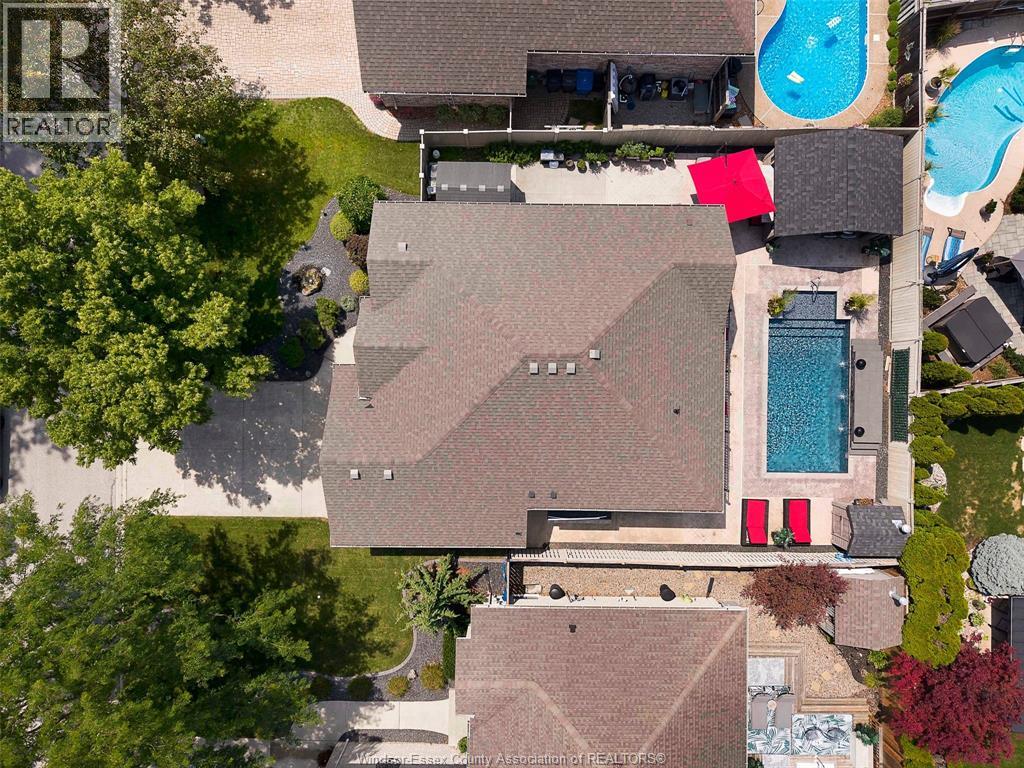 9692 Manitou Crescent, Windsor, Ontario  N8P 1N9 - Photo 37 - 26016900