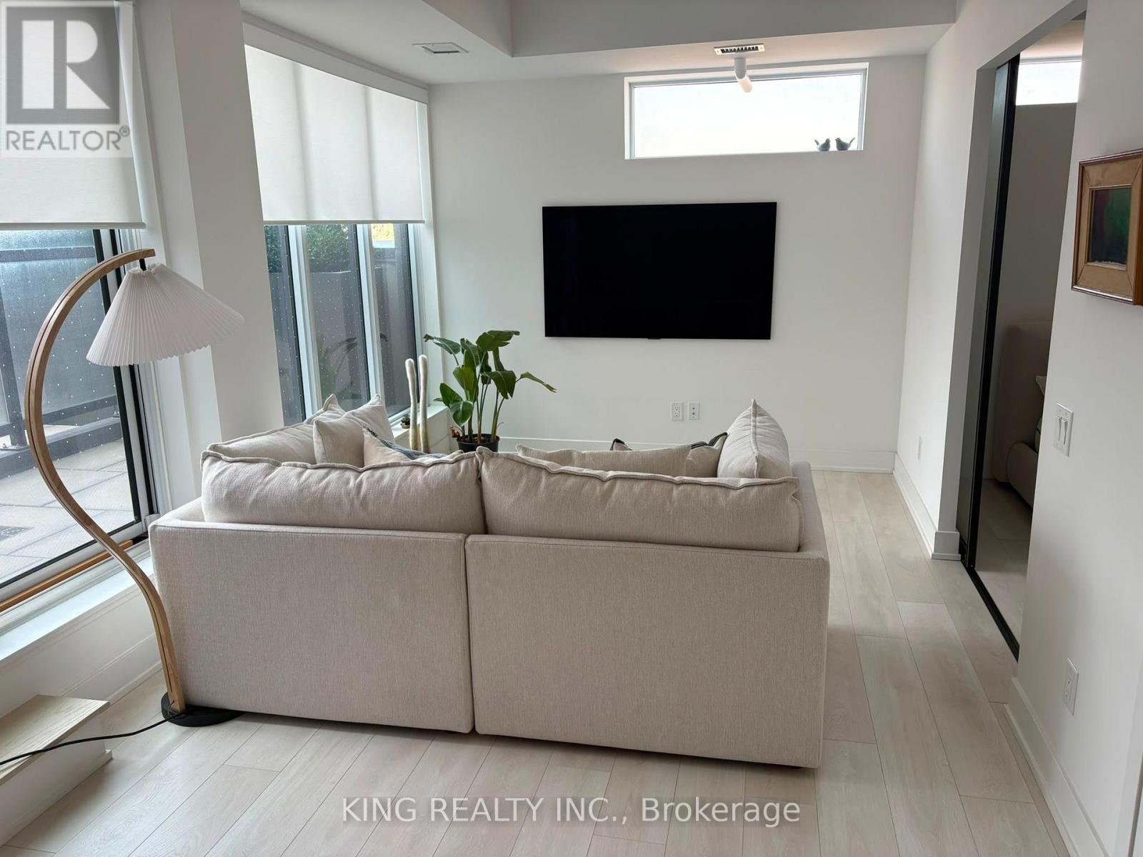Unknown Address, ,    - Photo 2 - E13562090