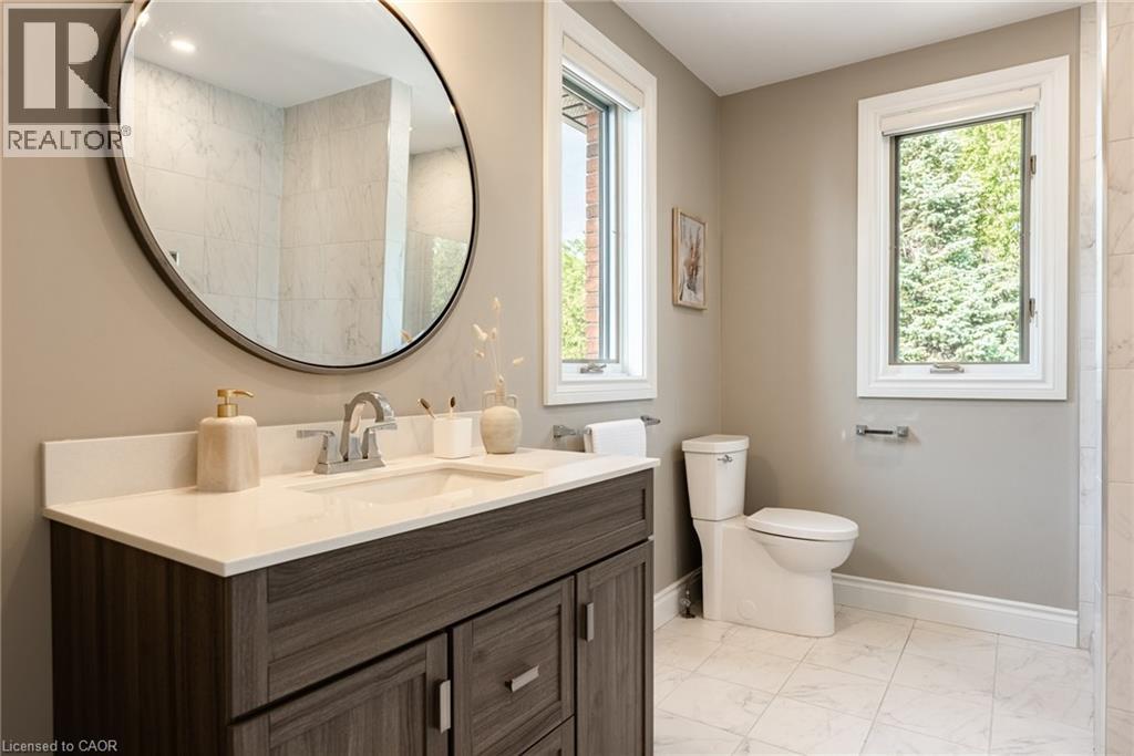 17 Lochside Drive, Stoney Creek, Ontario  L8E 5T6 - Photo 32 - 40845249