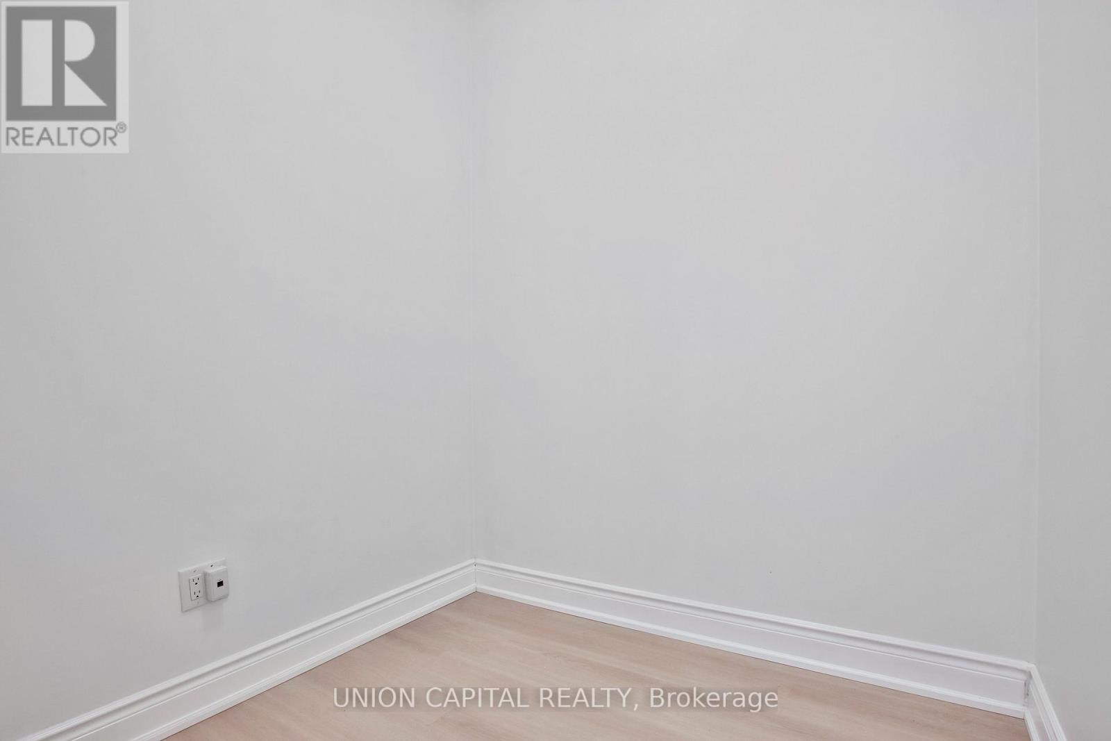 108 - 2396 Major Mackenzie Drive, Vaughan (Maple), Ontario  L6A 4Y1 - Photo 3 - N13561984