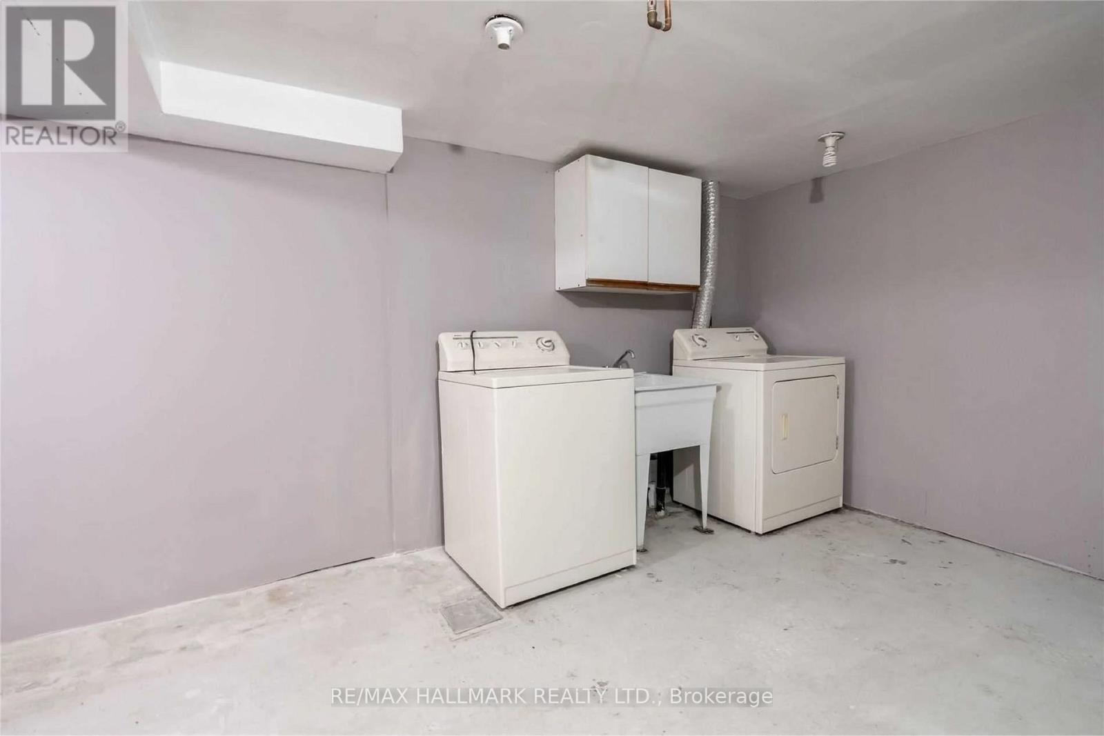 226 Lawrence Avenue, Richmond Hill (Harding), Ontario  L4C 1Z6 - Photo 24 - N13562048