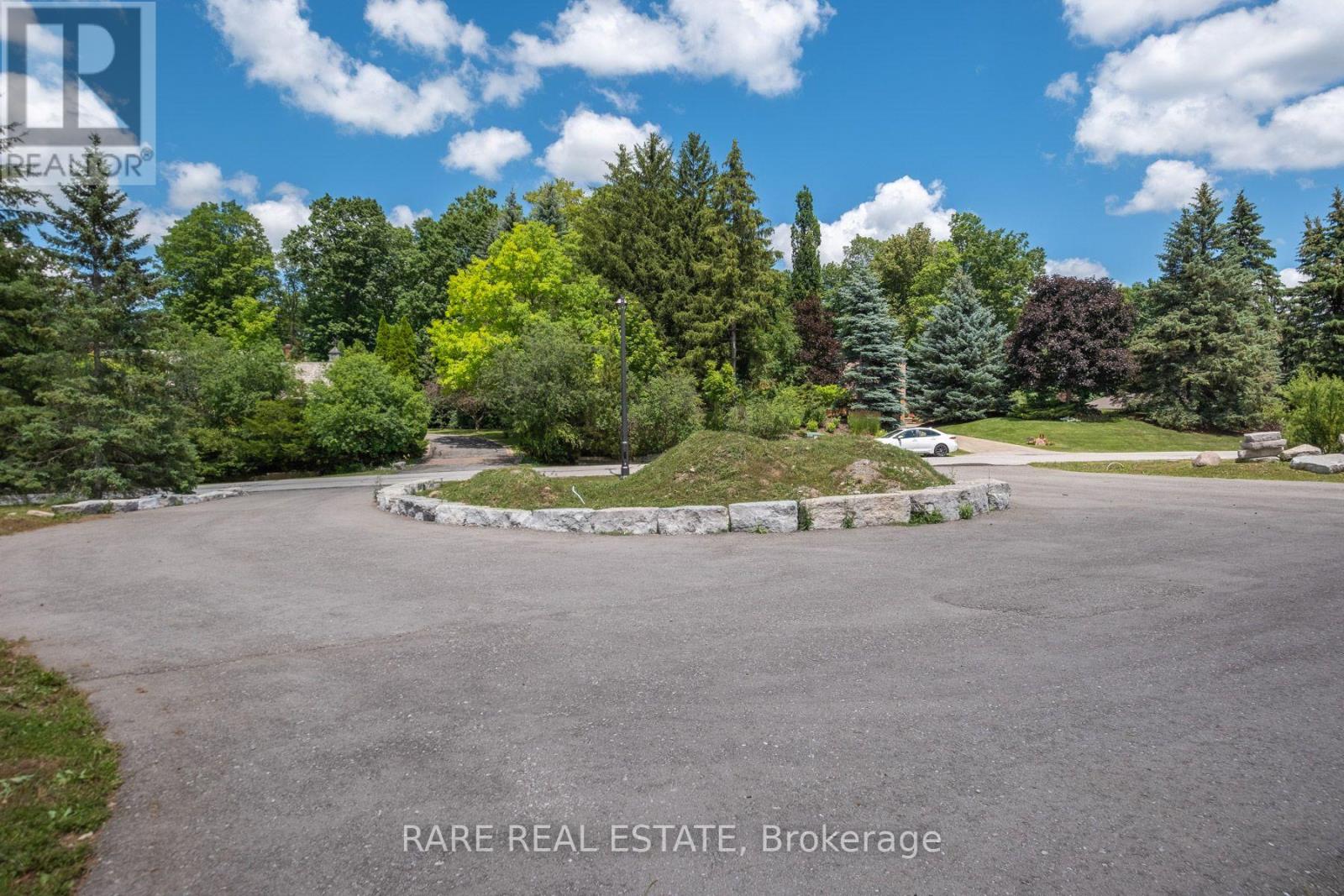 23 Valleyview Court, Vaughan, Ontario  L0J 1C0 - Photo 4 - N13562050