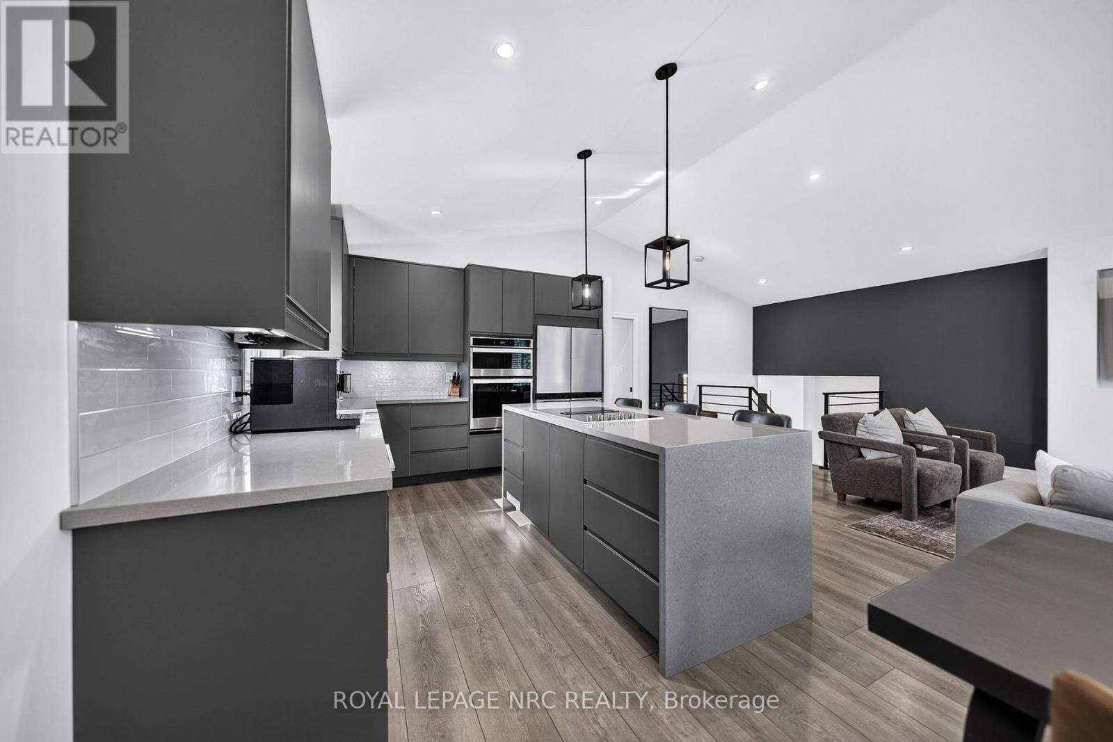 3843 Weinbrenner Road, Niagara Falls, Ontario  L2G 7Y1 - Photo 15 - X13562158