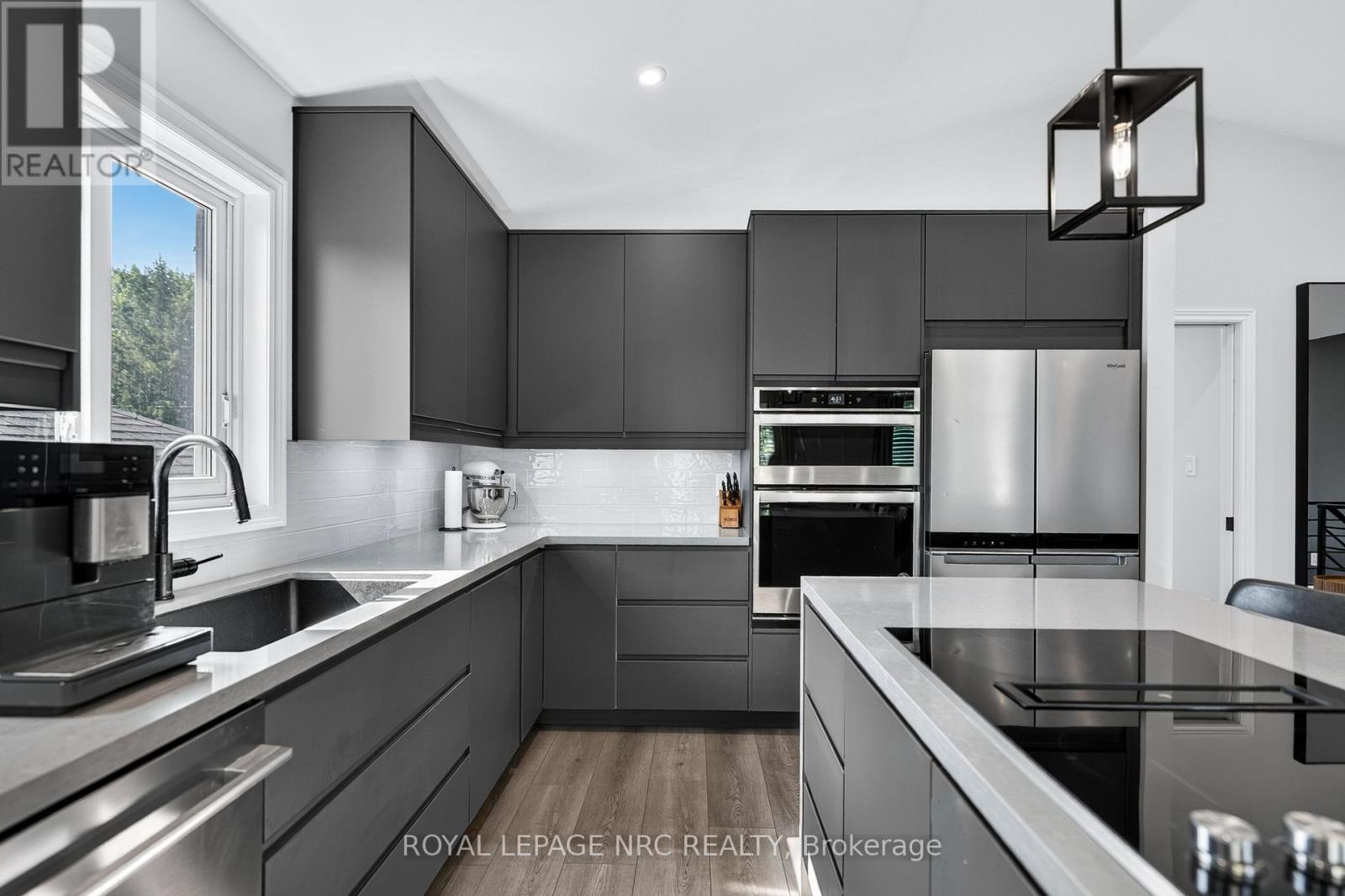 3843 Weinbrenner Road, Niagara Falls, Ontario  L2G 7Y1 - Photo 16 - X13562158