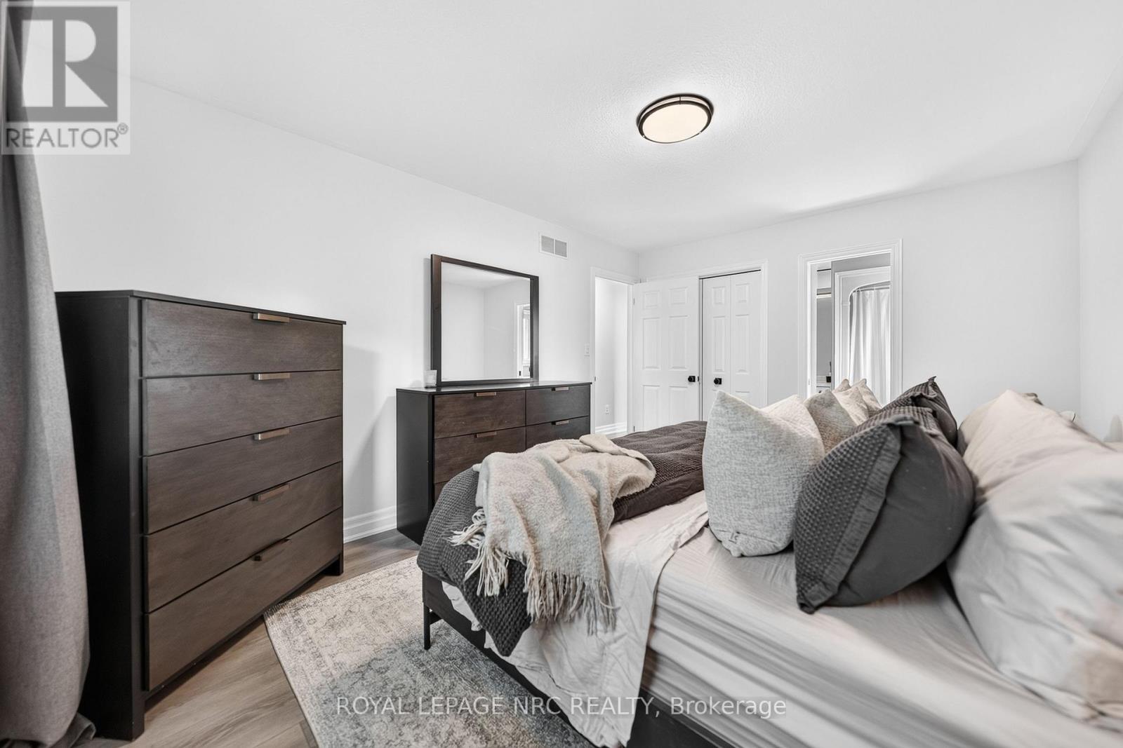 3843 Weinbrenner Road, Niagara Falls, Ontario  L2G 7Y1 - Photo 20 - X13562158