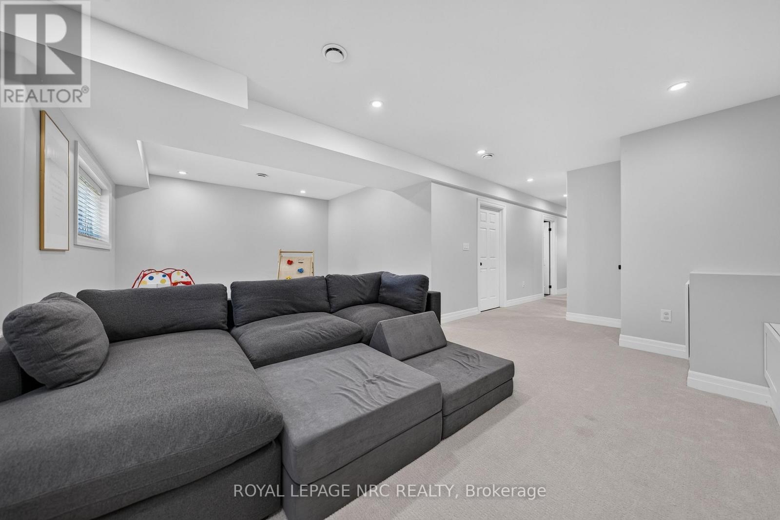 3843 Weinbrenner Road, Niagara Falls, Ontario  L2G 7Y1 - Photo 31 - X13562158