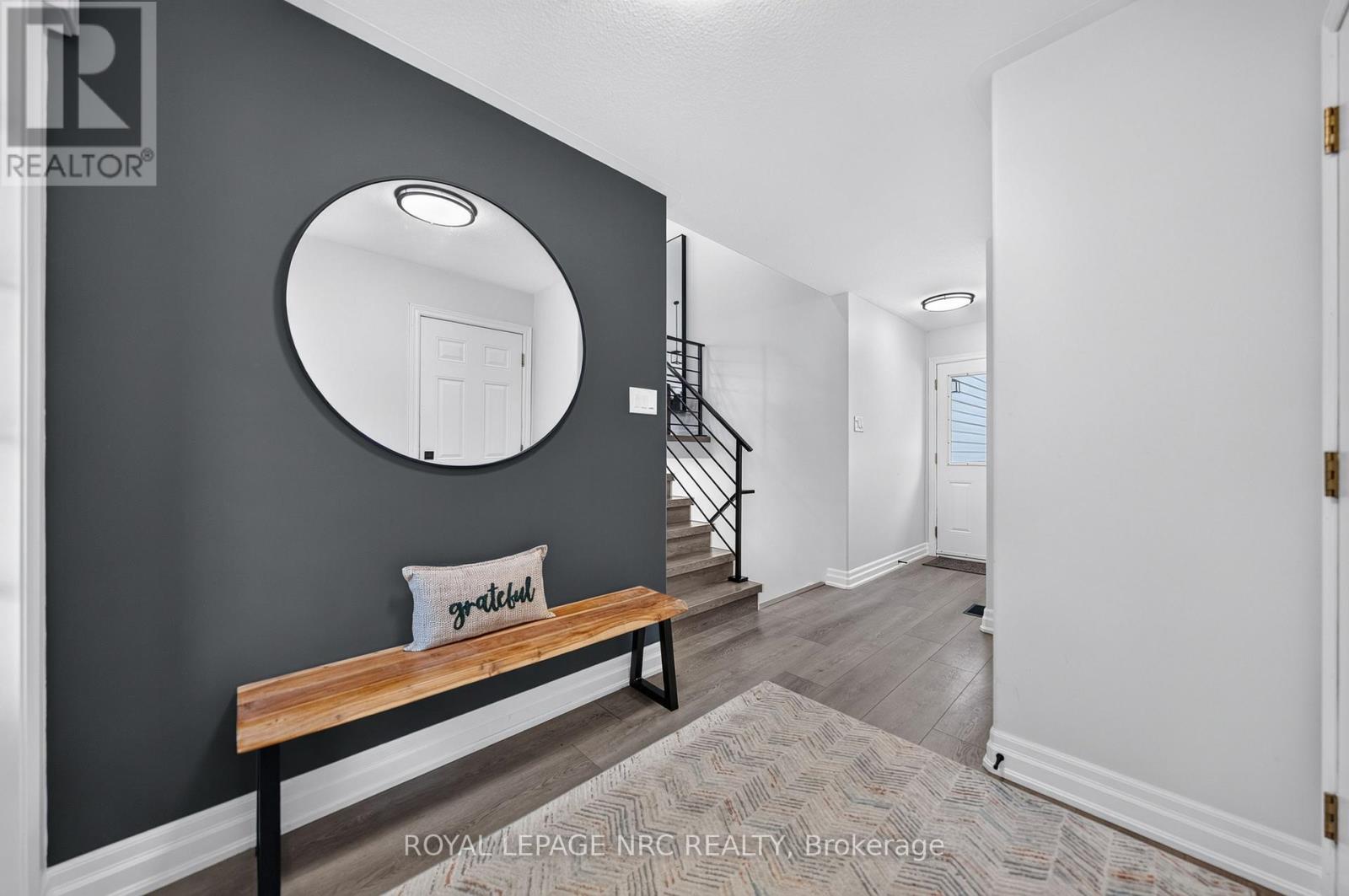 3843 Weinbrenner Road, Niagara Falls, Ontario  L2G 7Y1 - Photo 5 - X13562158
