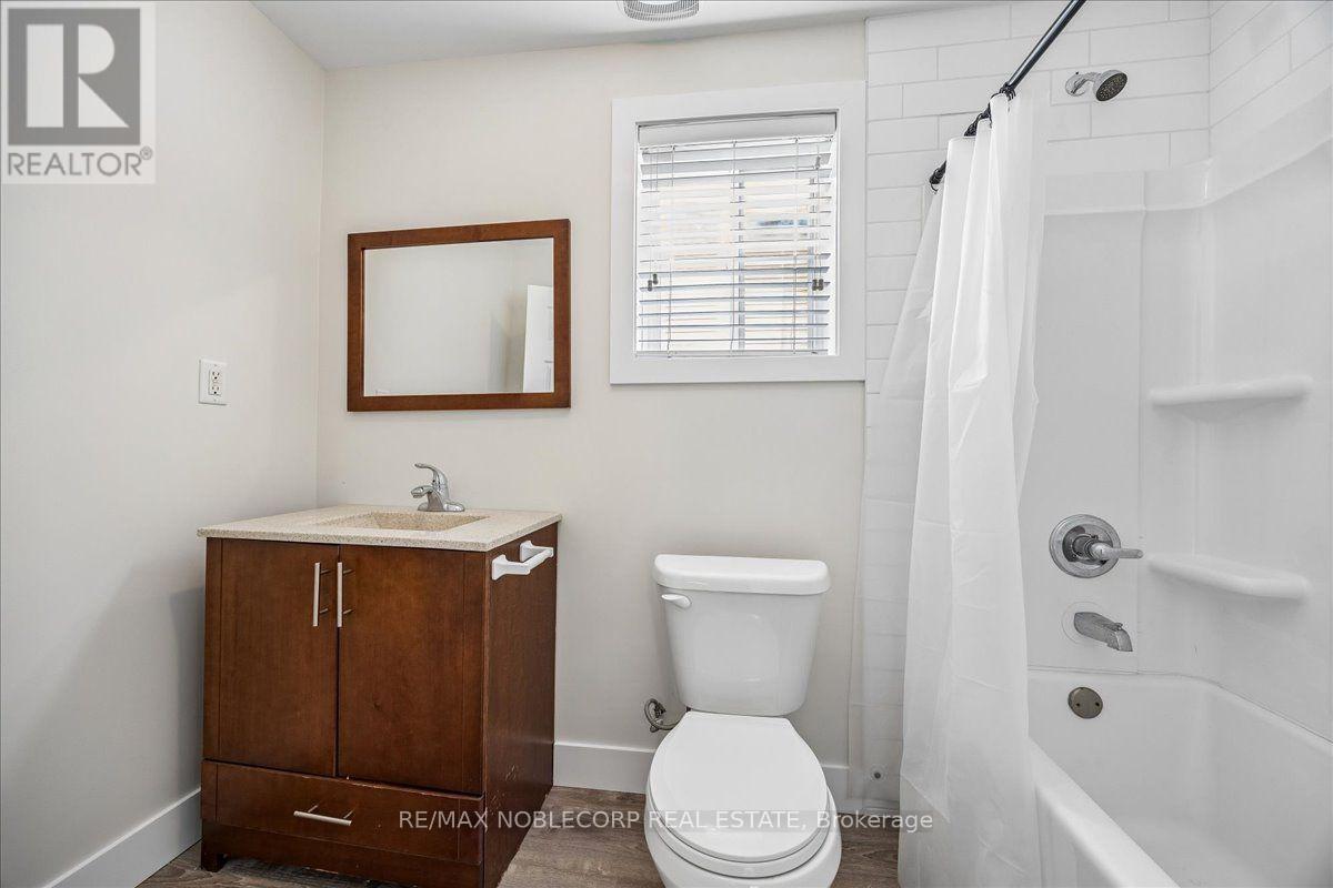 Lower - 210 Dunsmore Lane, Barrie, Ontario  L4M 6Z8 - Photo 7 - S13561958