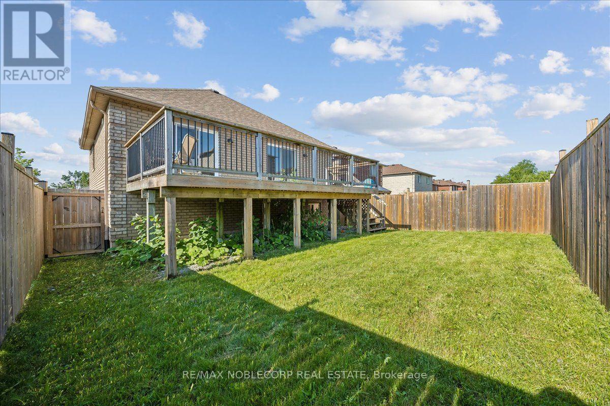 Main - 210 Dunsmore Lane, Barrie, Ontario L4M 6Z8 - Photo 13 - S13561962
