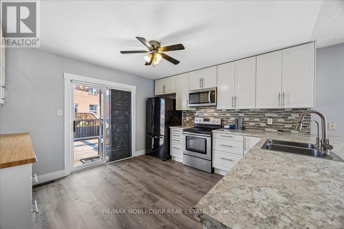 Main - 210 Dunsmore Lane, Barrie, Ontario L4M 6Z8 - Photo 4 - S13561962