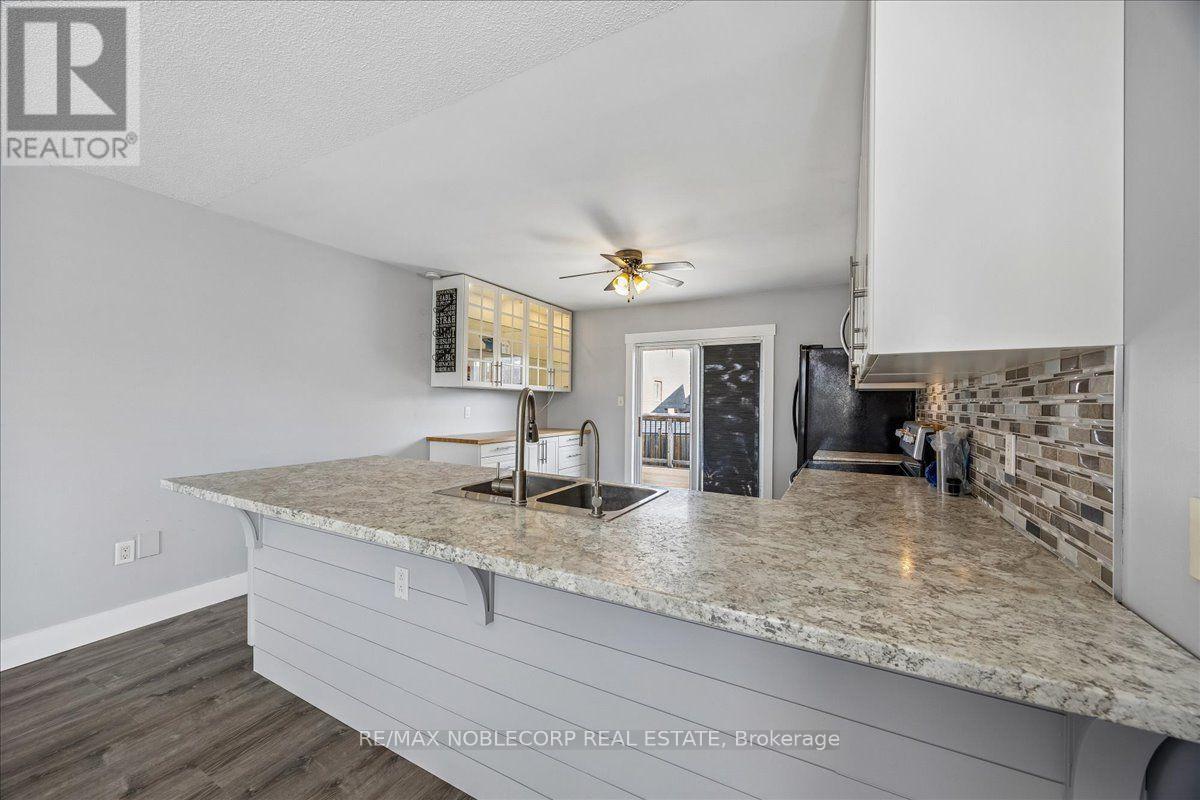 Main - 210 Dunsmore Lane, Barrie, Ontario L4M 6Z8 - Photo 6 - S13561962