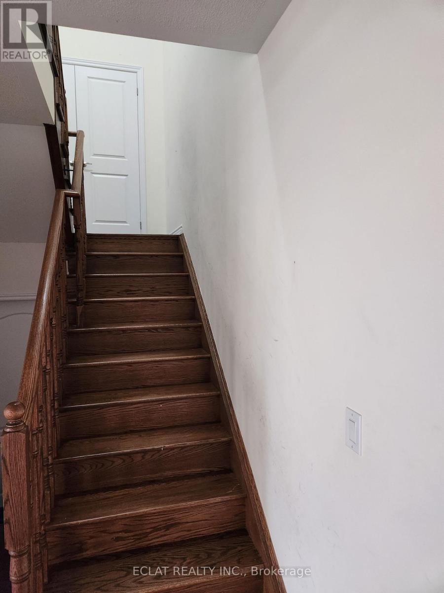 134 Petch Avenue, Caledon, Ontario  L7C 4L3 - Photo 5 - W13562124