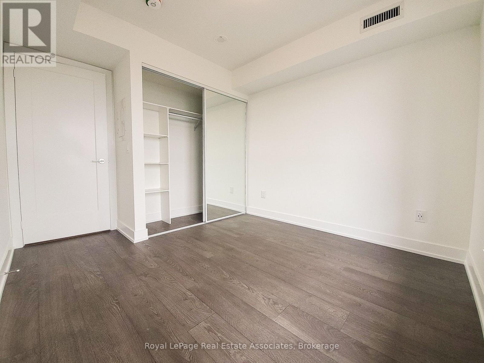 1528 - 5 Mabelle Avenue, Toronto, Ontario  M9A 0C8 - Photo 4 - W13562130