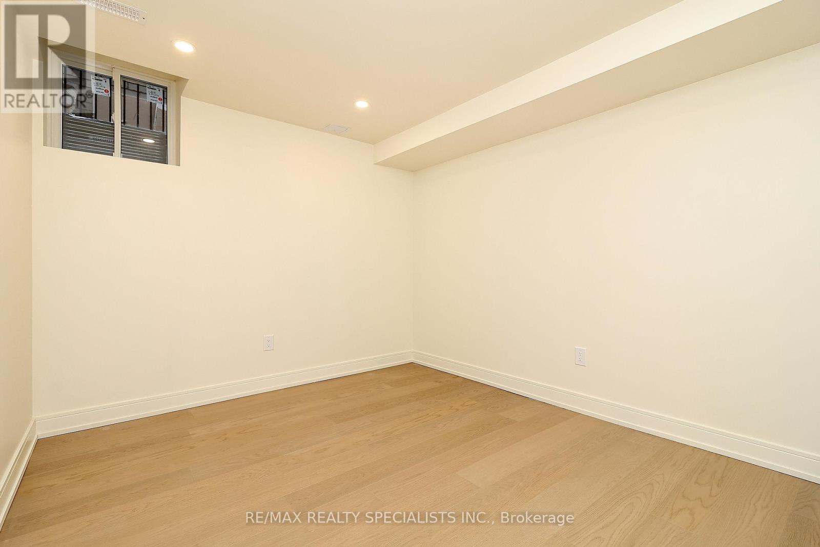 5815 Rainspring Drive, Mississauga, Ontario  L5M 6X6 - Photo 10 - W13562162