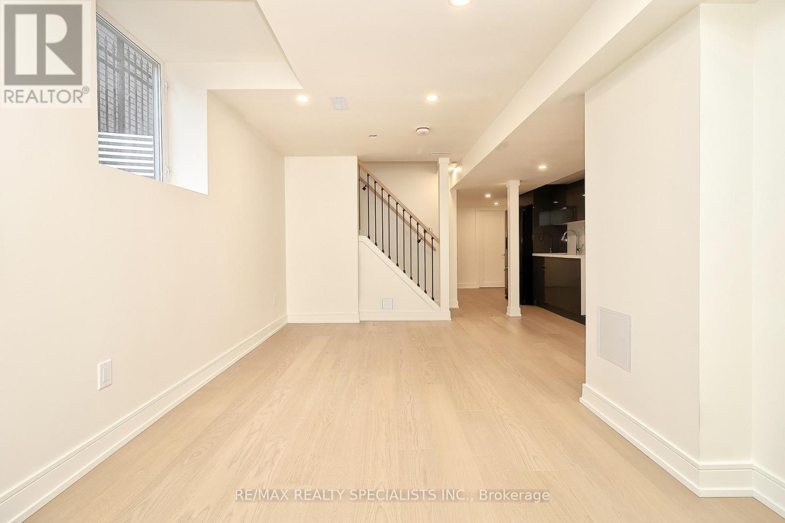 5815 Rainspring Drive, Mississauga, Ontario  L5M 6X6 - Photo 18 - W13562162