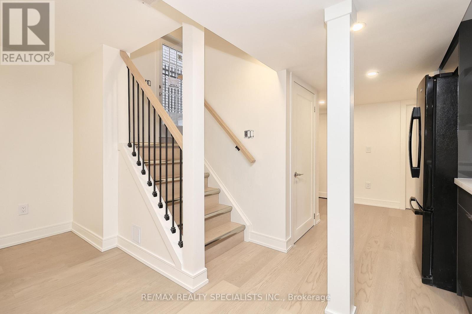 5815 Rainspring Drive, Mississauga, Ontario  L5M 6X6 - Photo 20 - W13562162