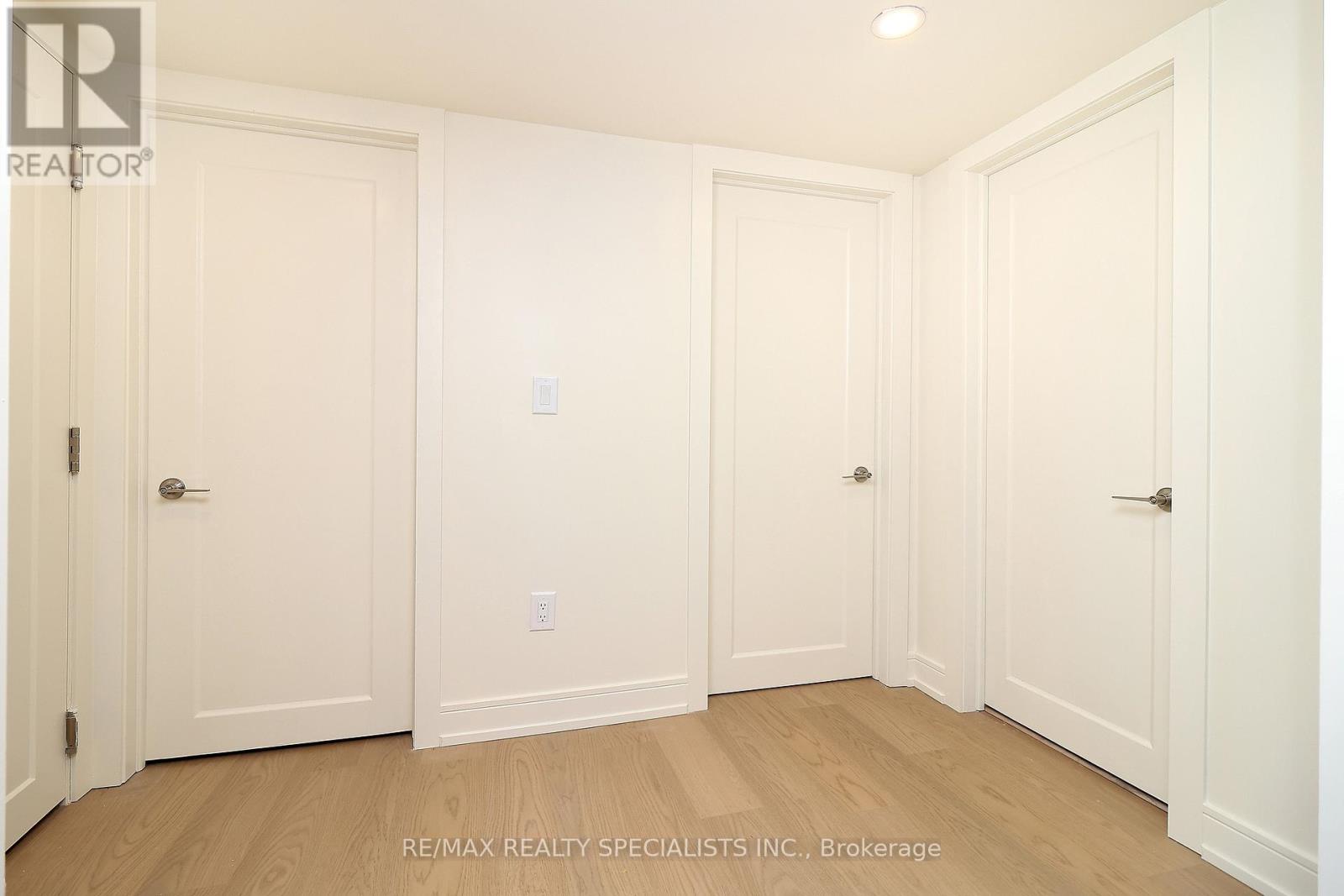 5815 Rainspring Drive, Mississauga, Ontario  L5M 6X6 - Photo 22 - W13562162