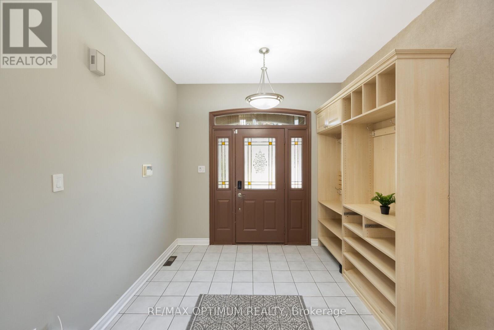 5859 Riverside Place, Mississauga, Ontario  L5M 4X1 - Photo 6 - W13562228