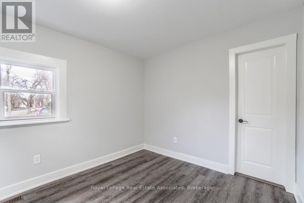 1 - 39 Welland Avenue S, St. Catharines, Ontario  L2R 2M4 - Photo 17 - X13562122