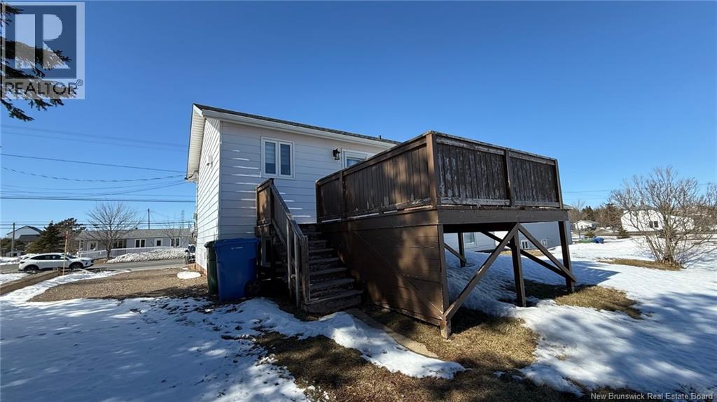 326 1ere Rue, Shippagan, New Brunswick E8S 1T3 - Photo 2 - NB136212