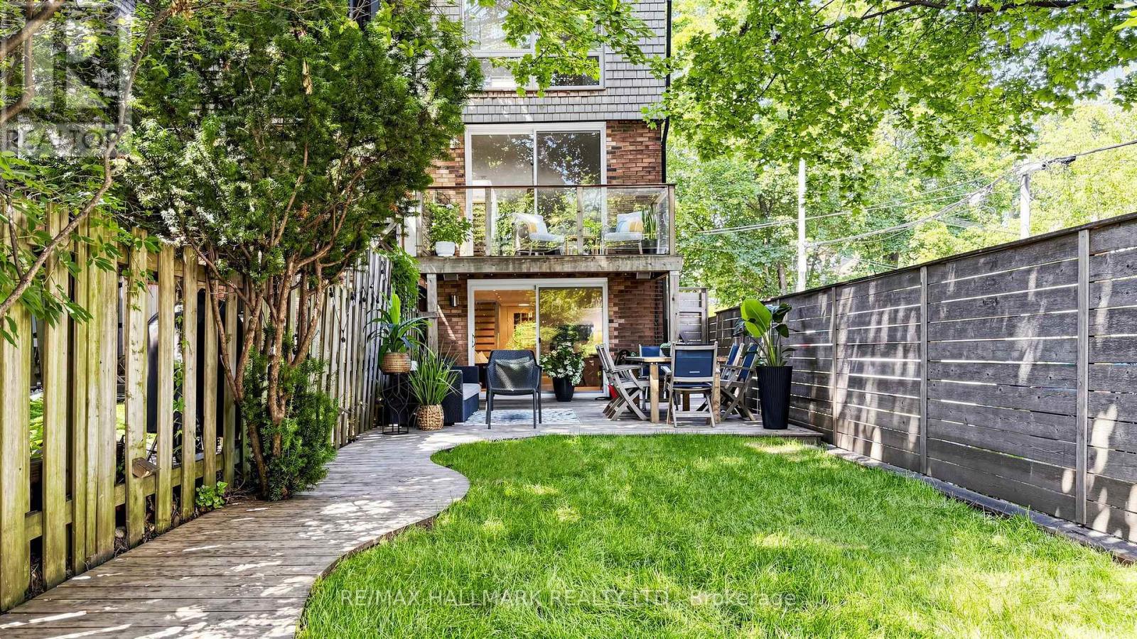 17 Ingham Avenue, Toronto, Ontario  M4K 2W4 - Photo 36 - E13560076